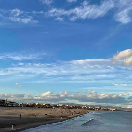 Barco Playa Ботель